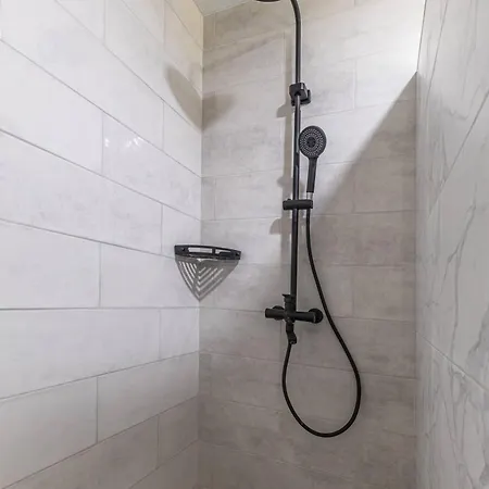 فندق Oasis New 2025