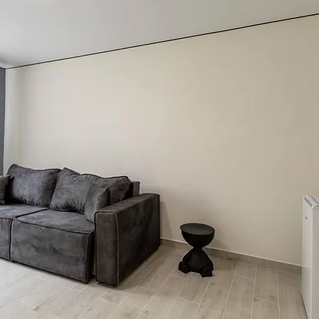 Hotel Oasis New 2025