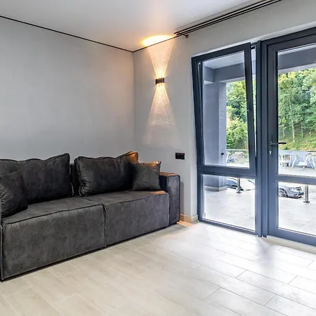 Hotel Oasis New 2025 *