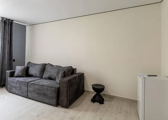 Otel Oasis New 2025