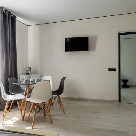 Hotel Oasis New 2025 Solotvyno