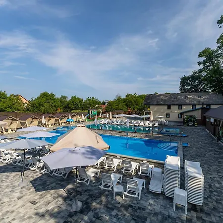 Oasis New 2025 Hotel