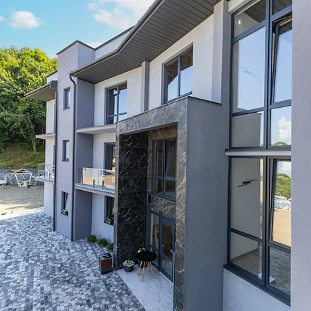 Hotel Oasis New 2025 *